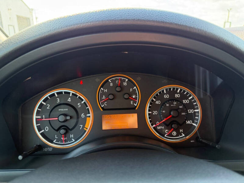 2014 Nissan Armada Platinum
