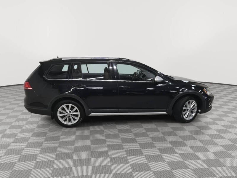 2017 Volkswagen Golf Alltrack