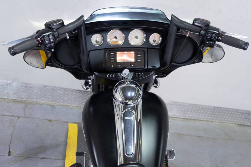 2016 Harley-Davidson Street Glide