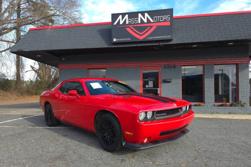 2010 Dodge Challenger R/T's photo