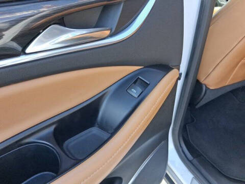 2018 Buick Enclave Essence