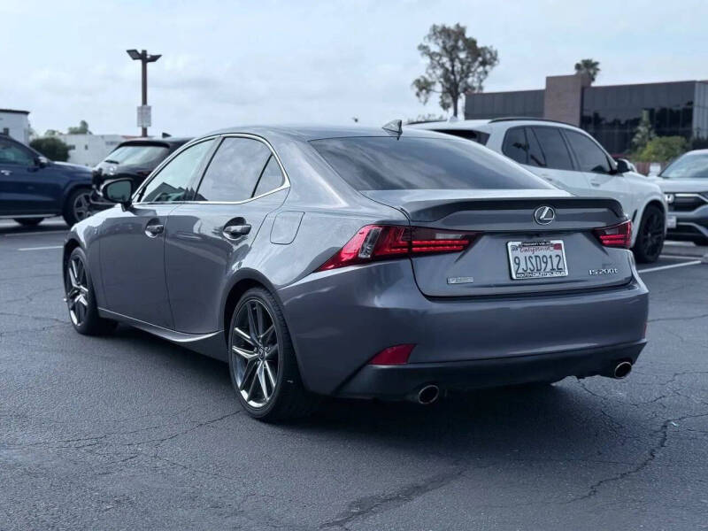 2016 Lexus IS 200t