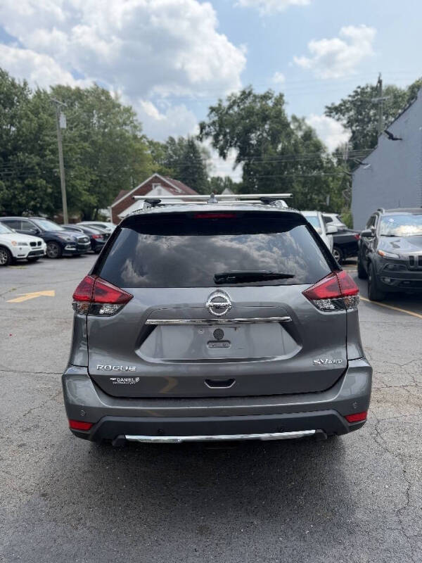 2019 Nissan Rogue SV