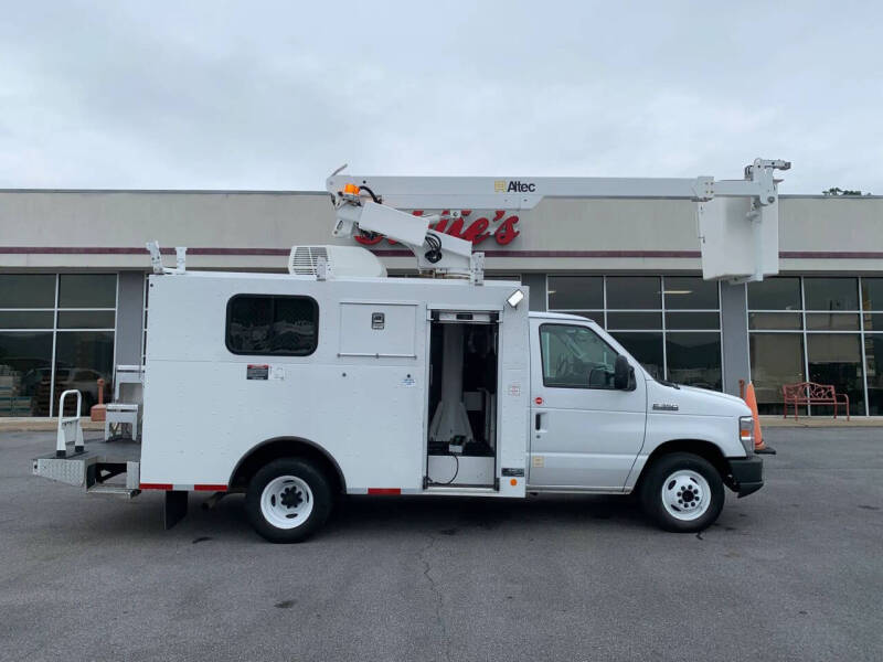 2019 Ford E-Series