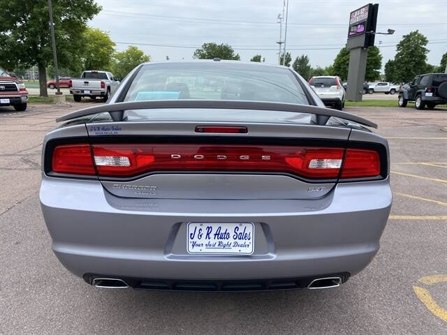 2014 Dodge Charger SXT Plus