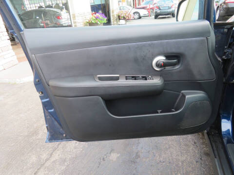 2008 Nissan Versa 1.8 S