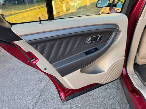 2012 Ford Taurus SEL