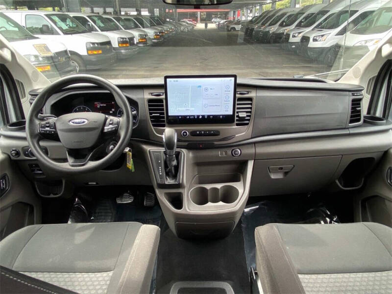 2022 Ford Transit 350 XLT