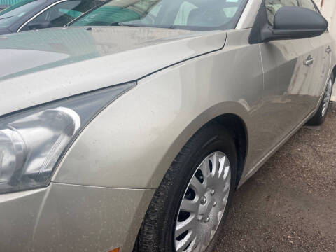 2013 Chevrolet Cruze LS Auto