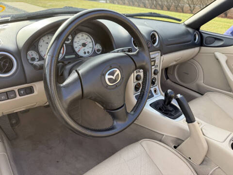 2004 Mazda MX-5 Miata LS