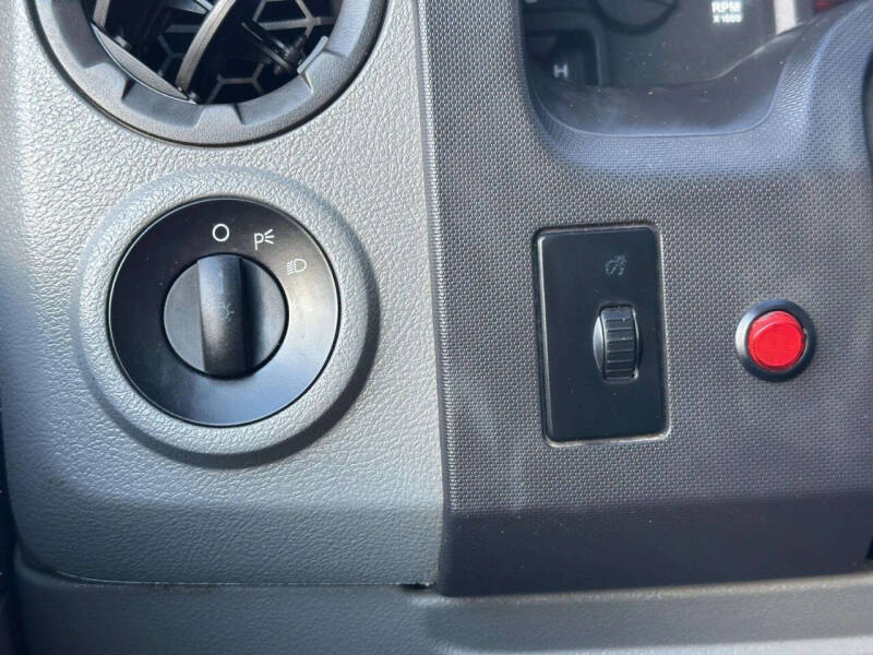 2012 Ford E-Series E-250