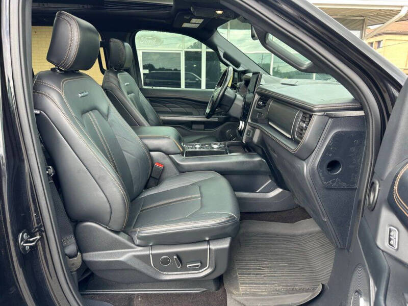 2023 Ford Expedition MAX Platinum