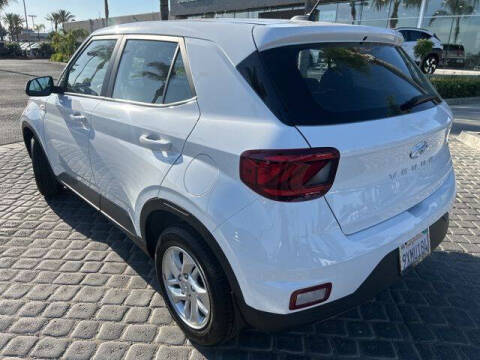 2026 Hyundai Venue SE