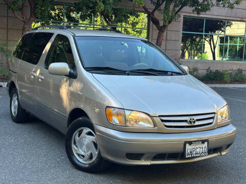 2002 Toyota Sienna LE