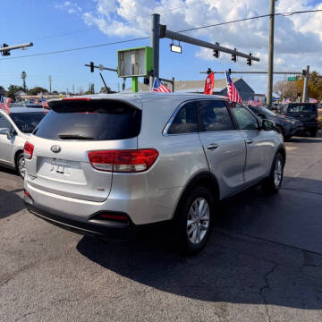 2018 Kia Sorento LX