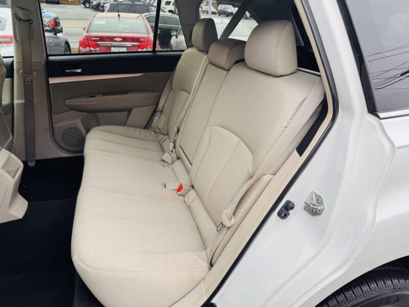 2012 Subaru Outback 2.5i Premium