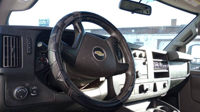 2016 Chevrolet Express 2500