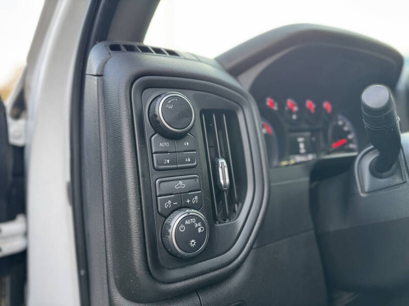 2020 Chevrolet Silverado 1500 Custom Trail Boss