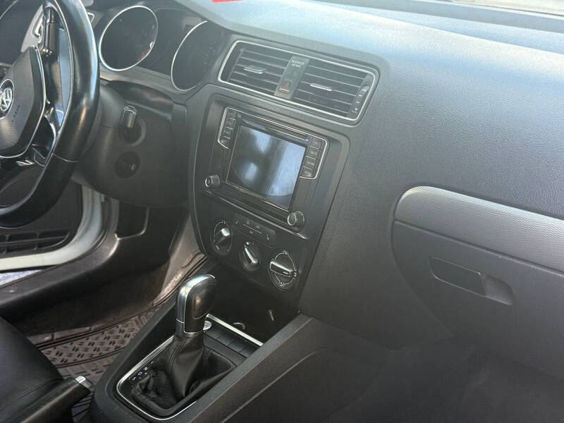 2017 Volkswagen Jetta 1.4T SE