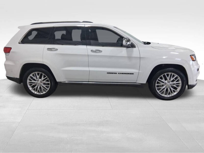 2017 Jeep Grand Cherokee Summit