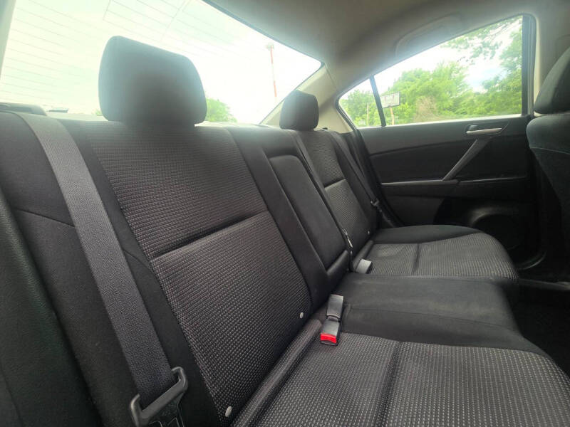 2013 Mazda MAZDA3 i Touring