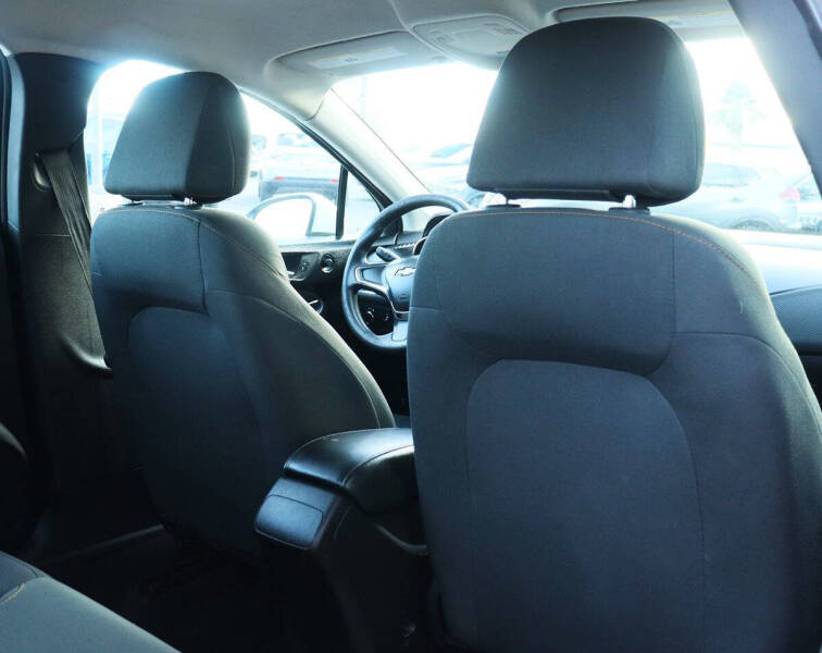 2018 Chevrolet Cruze LS Auto