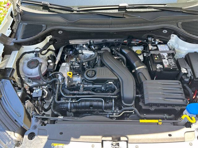 2025 Volkswagen Taos S