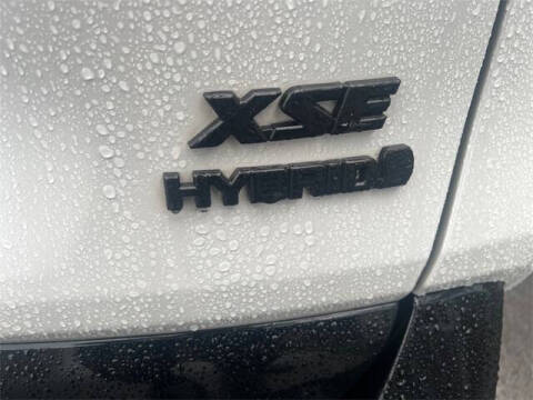 2024 Toyota RAV4 Hybrid XSE