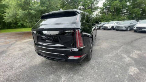 2025 Cadillac Escalade IQ Sport 2