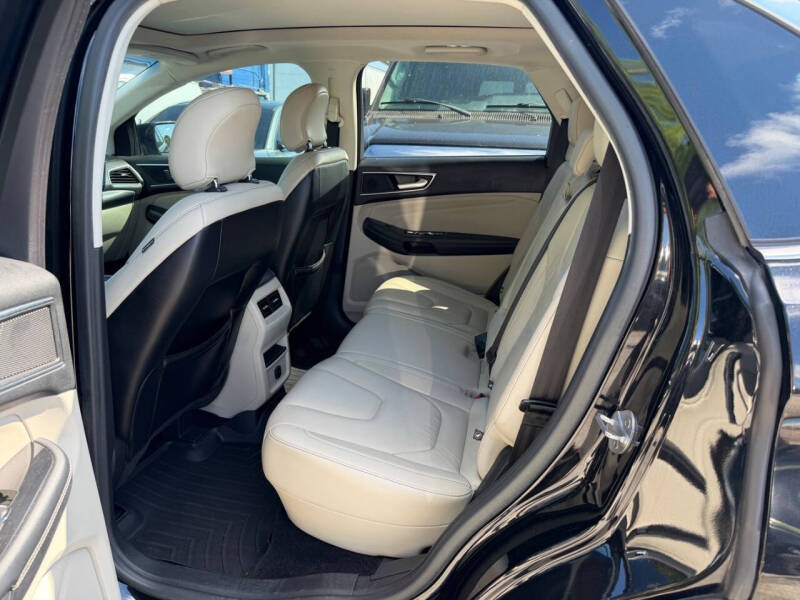 2016 Ford Edge Titanium