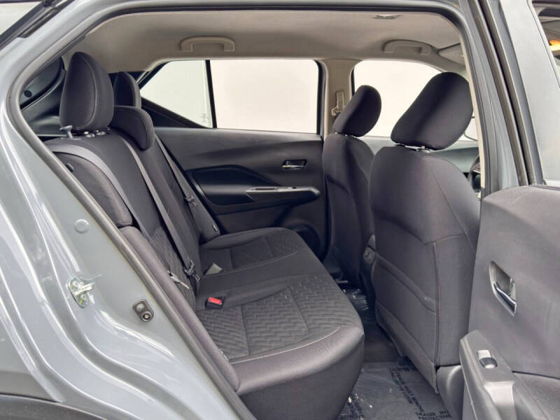 2023 Nissan Kicks SV