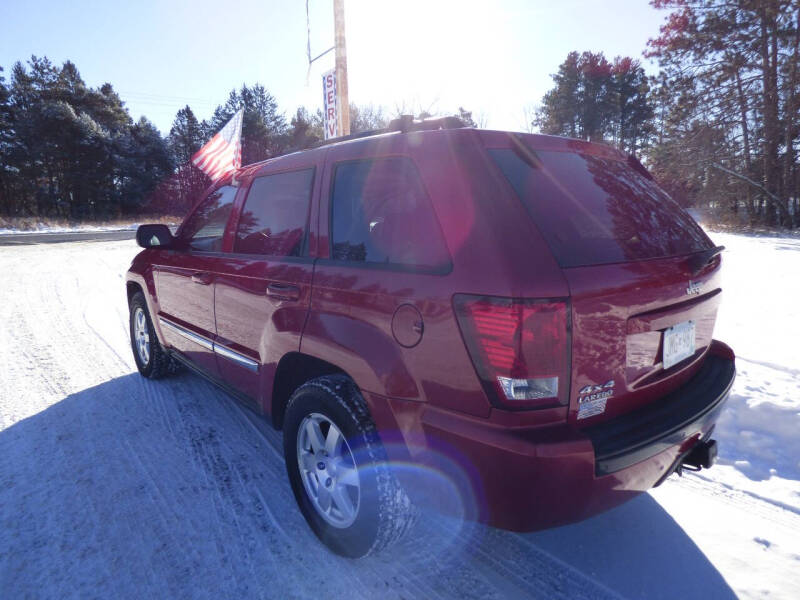 2010 Jeep Grand Cherokee Laredo photo 7