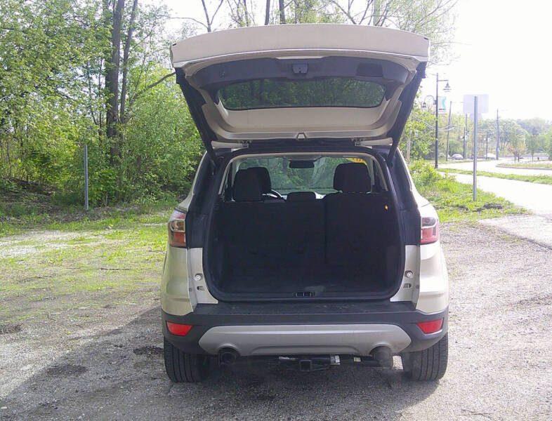 2017 Ford Escape SE