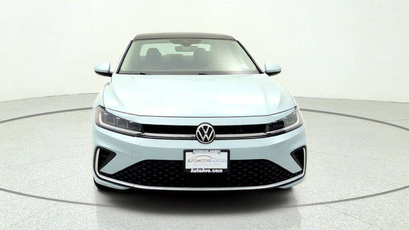 2025 Volkswagen Jetta SE