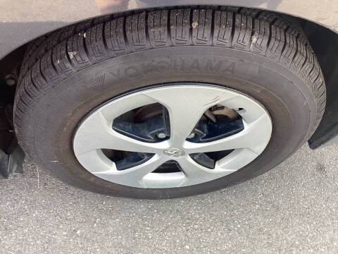 2014 Toyota Prius Three