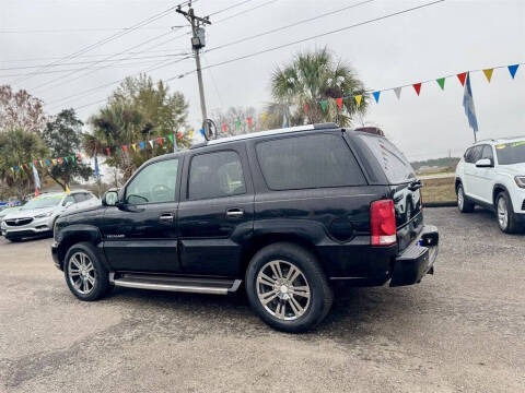 2004 Cadillac Escalade