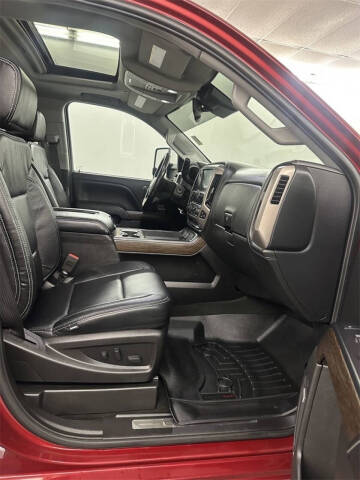 2018 GMC Sierra 2500HD Denali