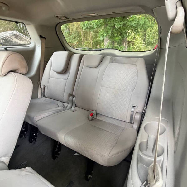 2016 Kia Sedona LX