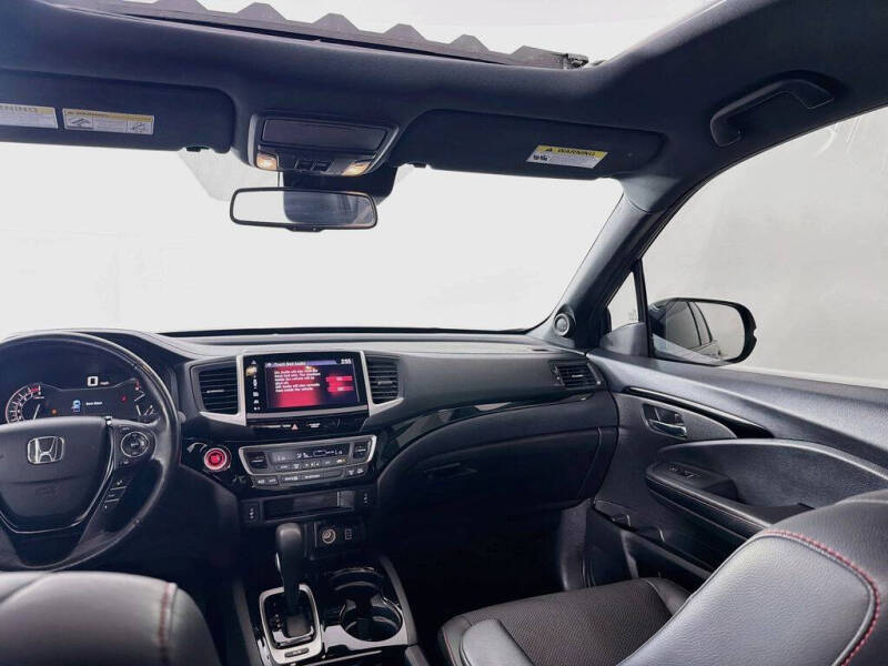 2019 Honda Ridgeline Black Edition