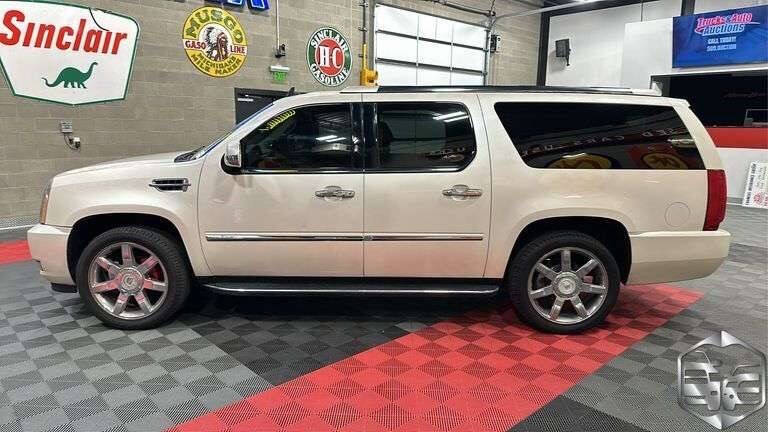 2008 Cadillac Escalade ESV for sale at Autostars Motor Group in Yakima, WA