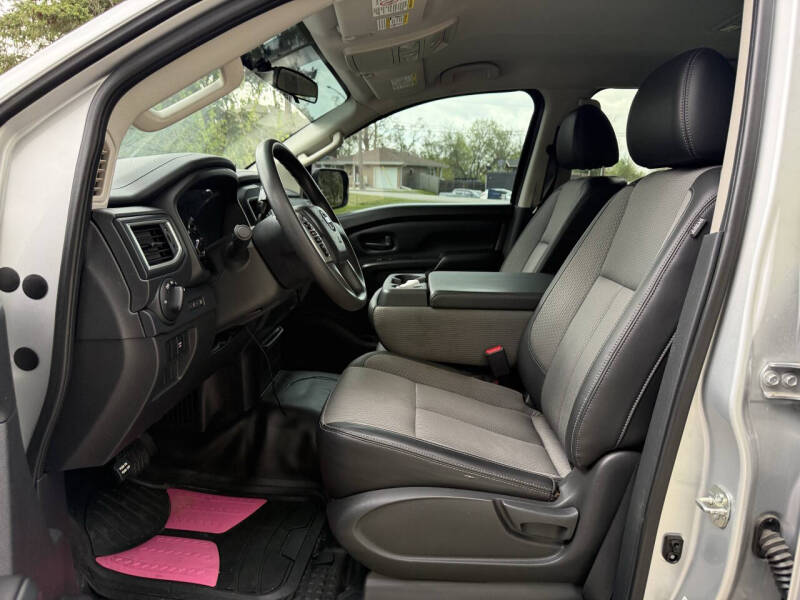 2017 Nissan Titan XD SV