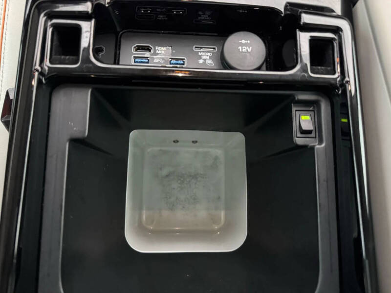 2017 Land Rover Discovery HSE Luxury