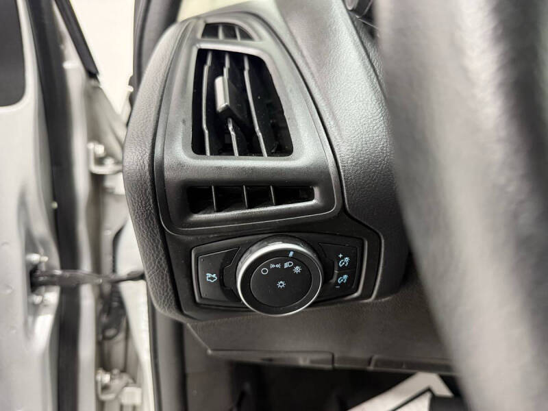 2018 Ford Focus S