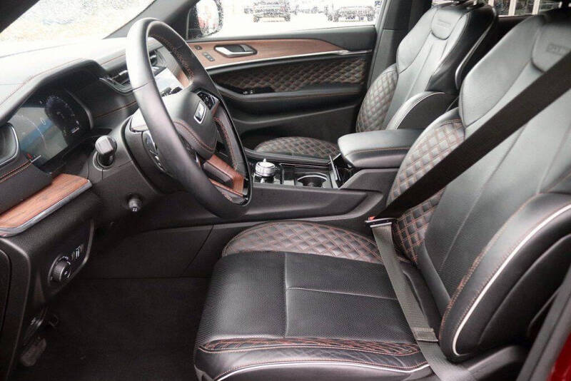 2025 Jeep Grand Cherokee Summit