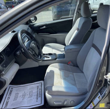2014 Toyota Camry LE