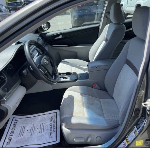 2014 Toyota Camry LE