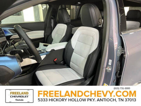 2025 Chevrolet Equinox EV LT 2