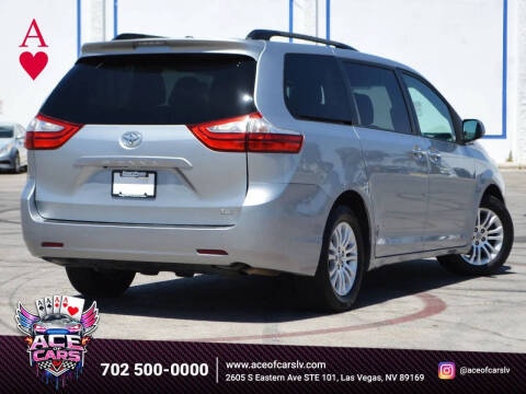 2017 Toyota Sienna