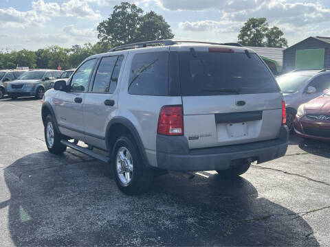 2004 Ford Explorer XLS