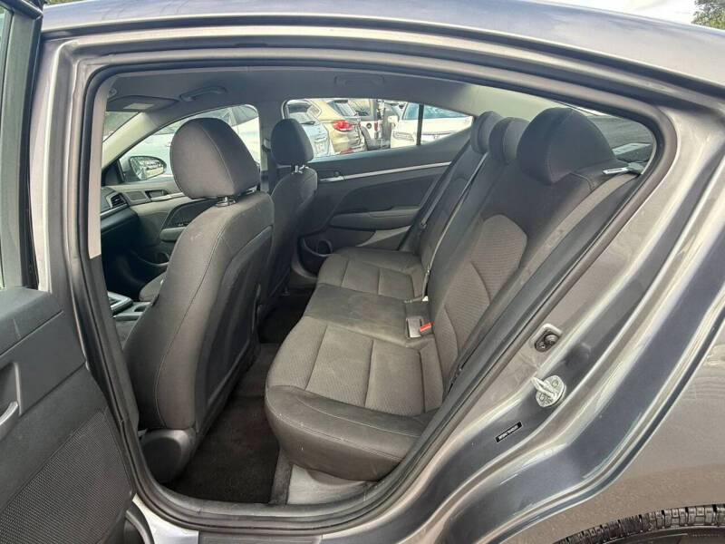 2019 Hyundai Elantra
